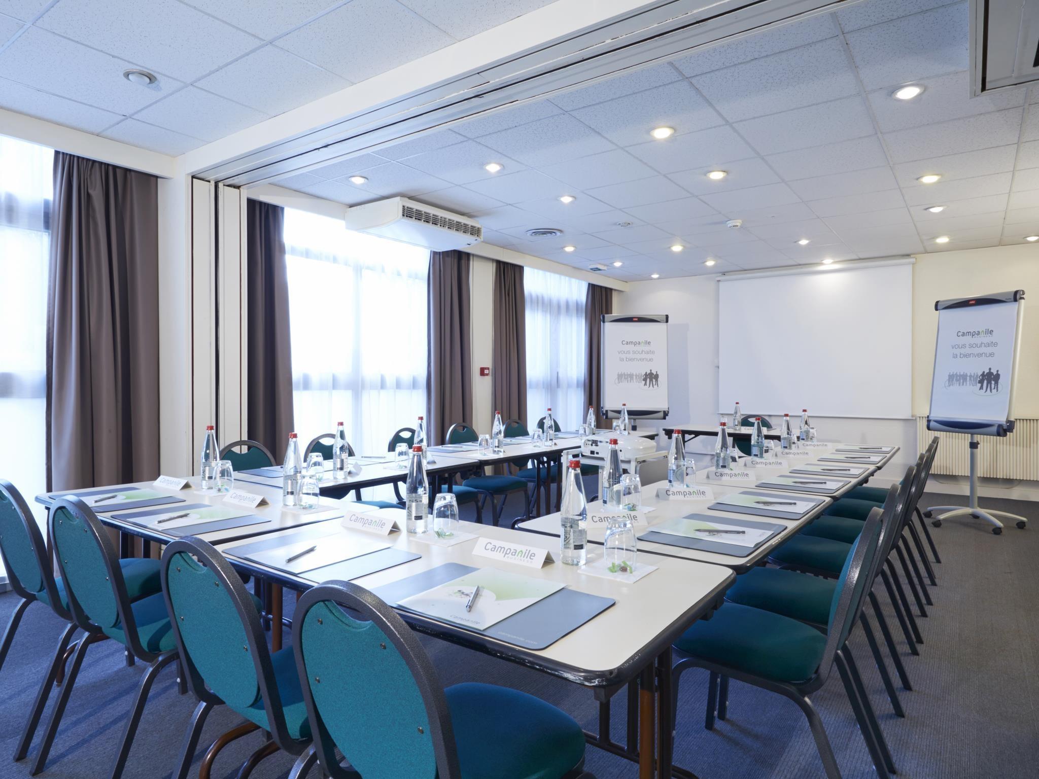 Campanile Argenteuil Hotell Eksteriør bilde