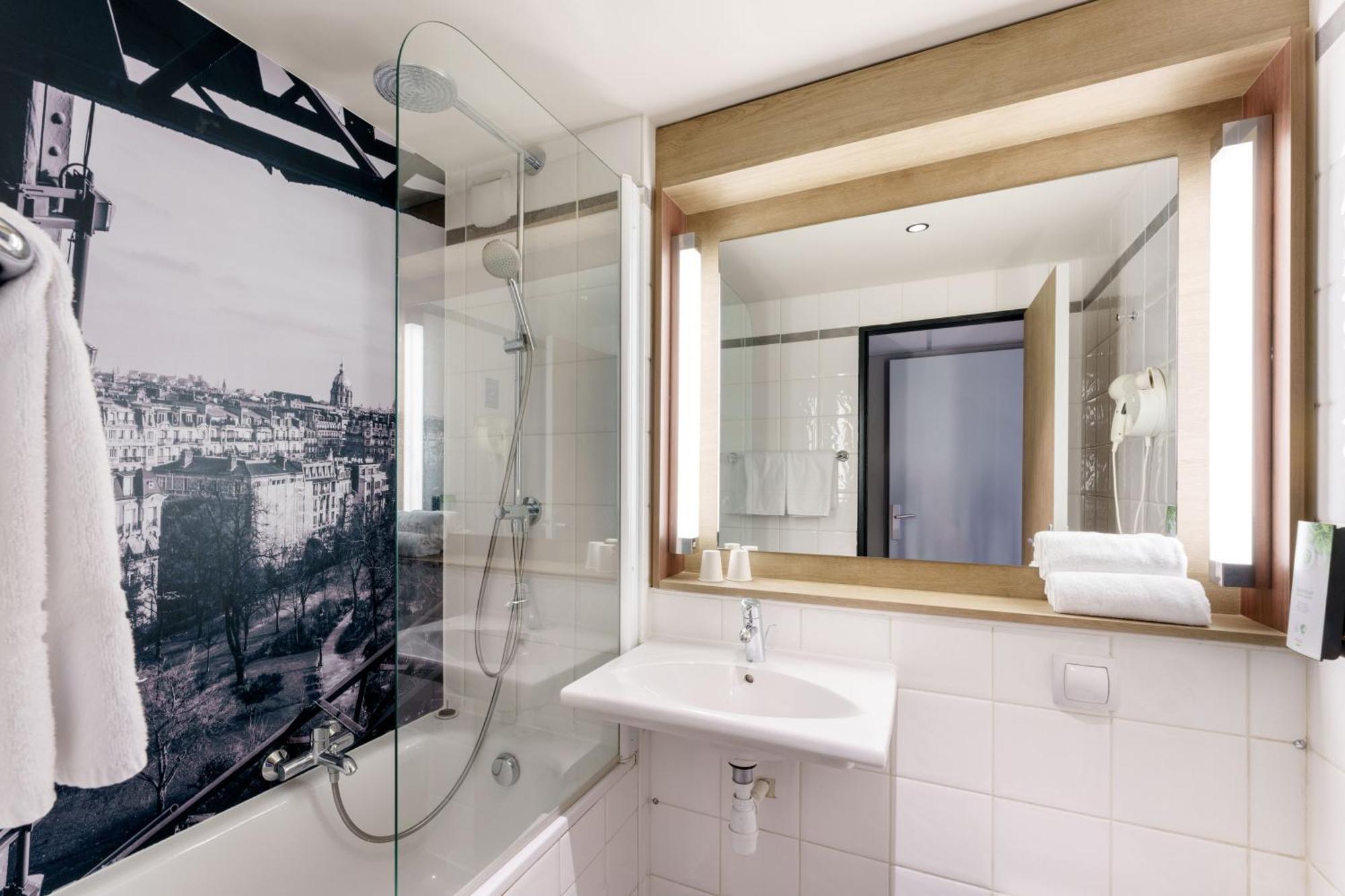 Campanile Argenteuil Hotell Eksteriør bilde