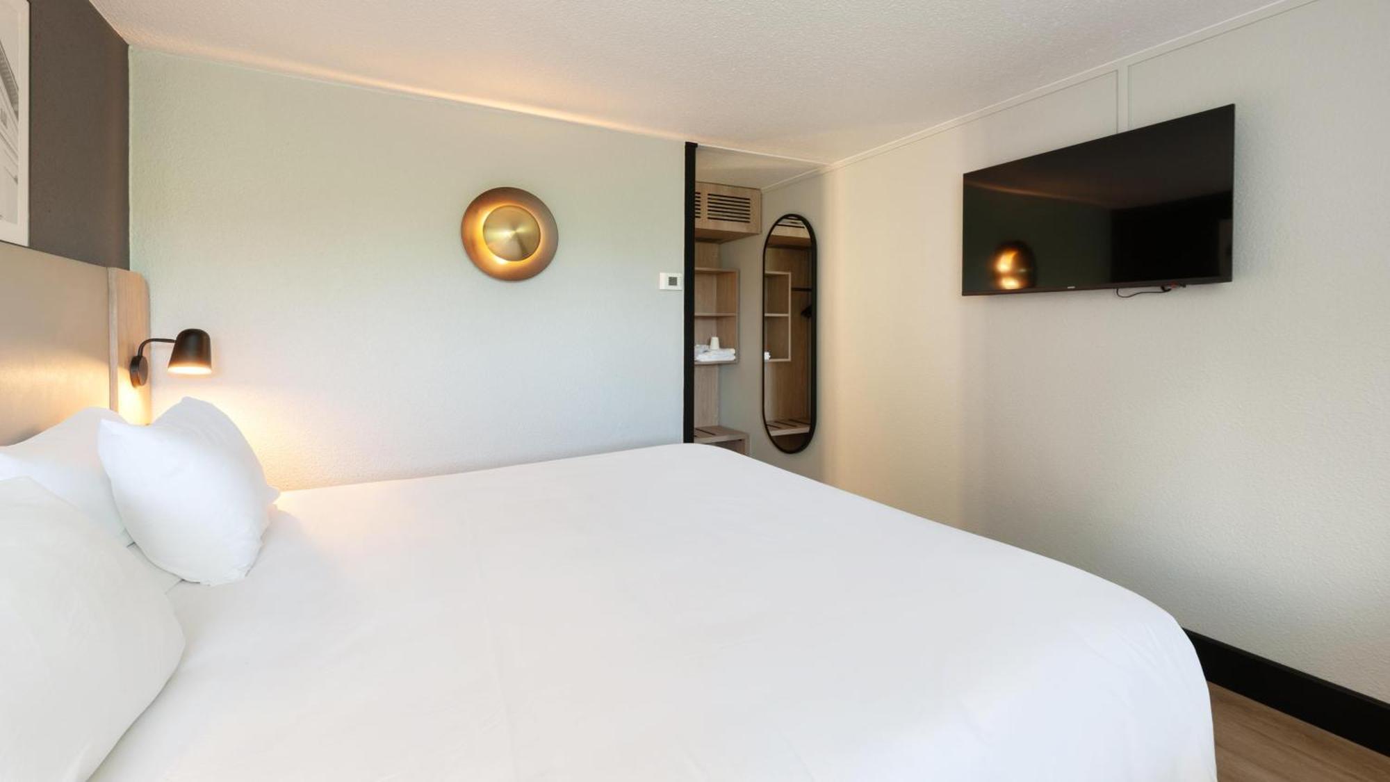 Campanile Argenteuil Hotell Eksteriør bilde